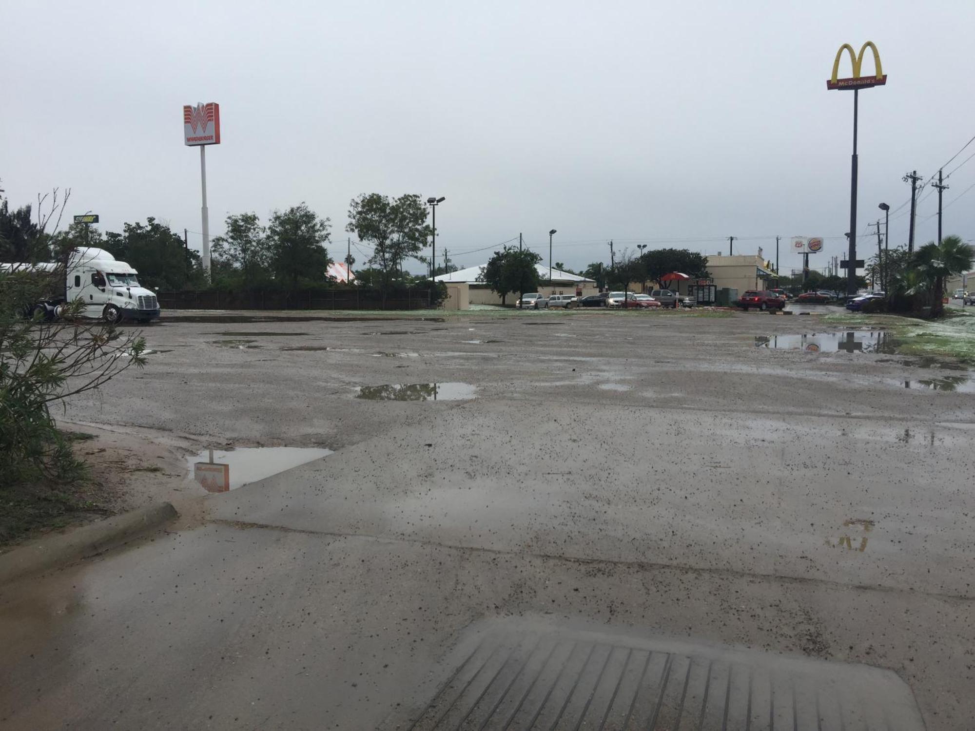 Texas Inn And Suites City Center At University Dr. Edinburg Exterior foto